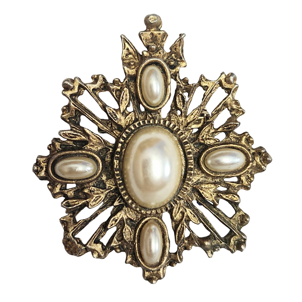 Vtg Faux Pearl Heraldic Filigree Maltese Cross Pin Brooch